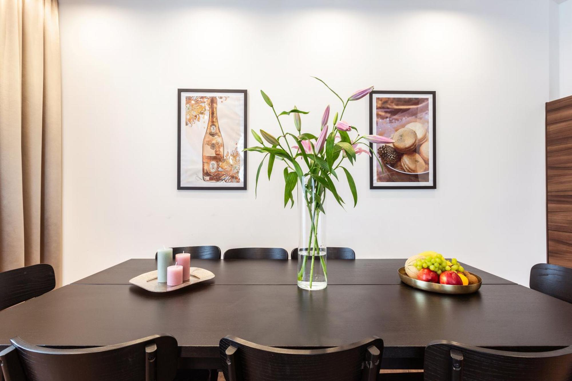 Luxury Kmochova Apartment Prague